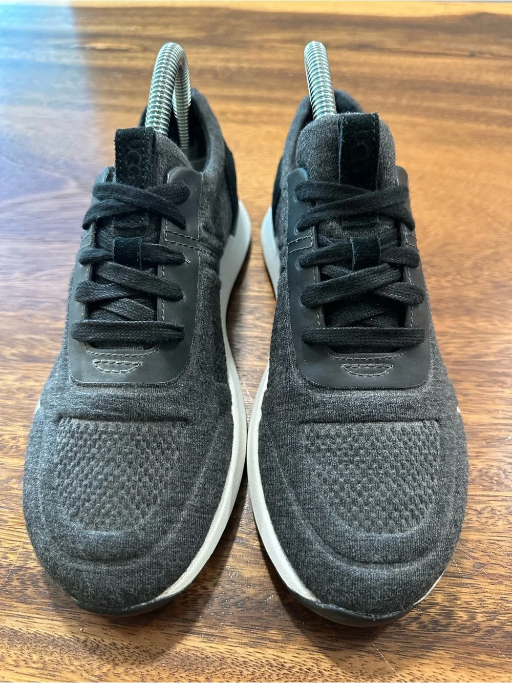 UGG Adaleen Jersey Charcoal Gray Australian Sneakers Women’ s Sz 6.5 Running